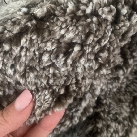 Faux Fur Fluffy Zip Up Hoodie - Picture 6 of 11